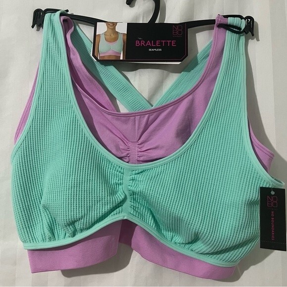 No Boundaries Juniors' Seamless Double Layered Bralette Size Small - Picture 4 of 6